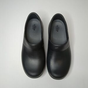 Crocs Neria Pro II Work/Nurse Slip Resistant Black  Clogs Womens Size 9